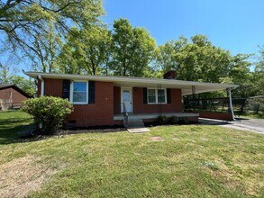 Building Photo - 606 Terrace Hill Rd