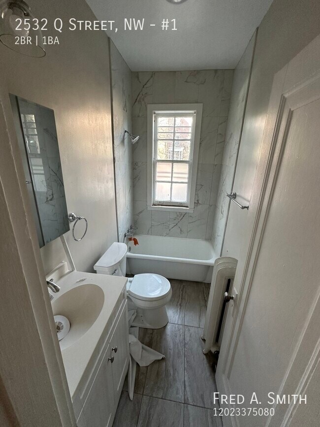 Foto del edificio - 2532 Q St NW