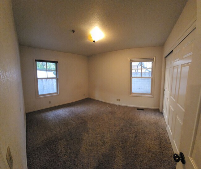 Foto del edificio - Charming Cottage off of Grand Avenue/Mill ...