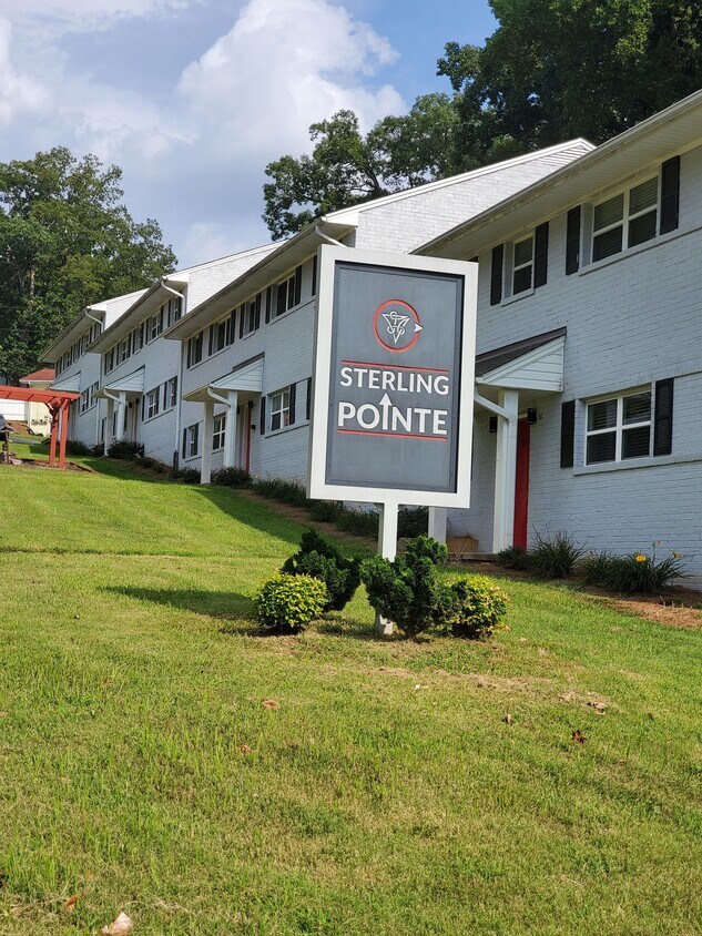Foto principal - Sterling Pointe Apartments