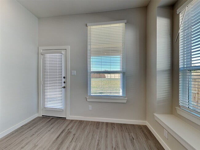 Building Photo - 2403 Cohorn Trl
