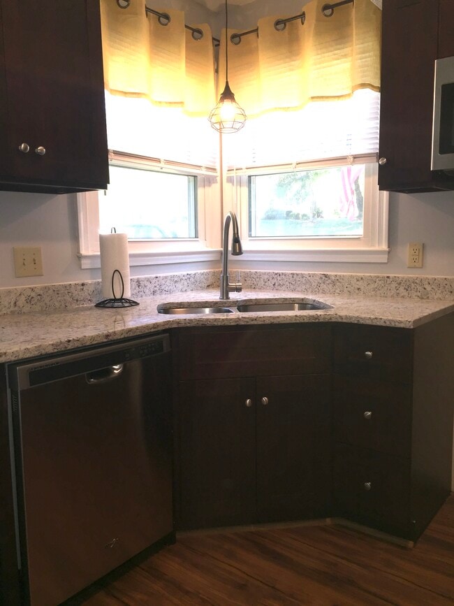 Building Photo - 4405 Roller Ct