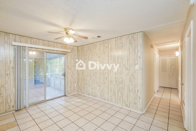 Building Photo - 7030 Grand Valley St, San Antonio, TX 78242