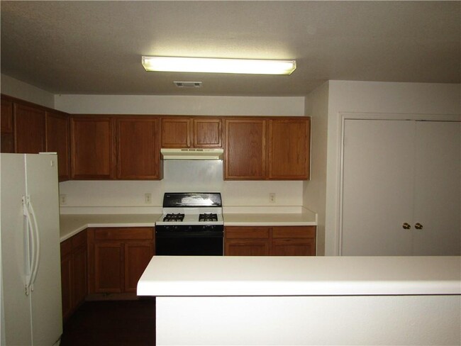 Building Photo - 8507 Apple Carrie Cove