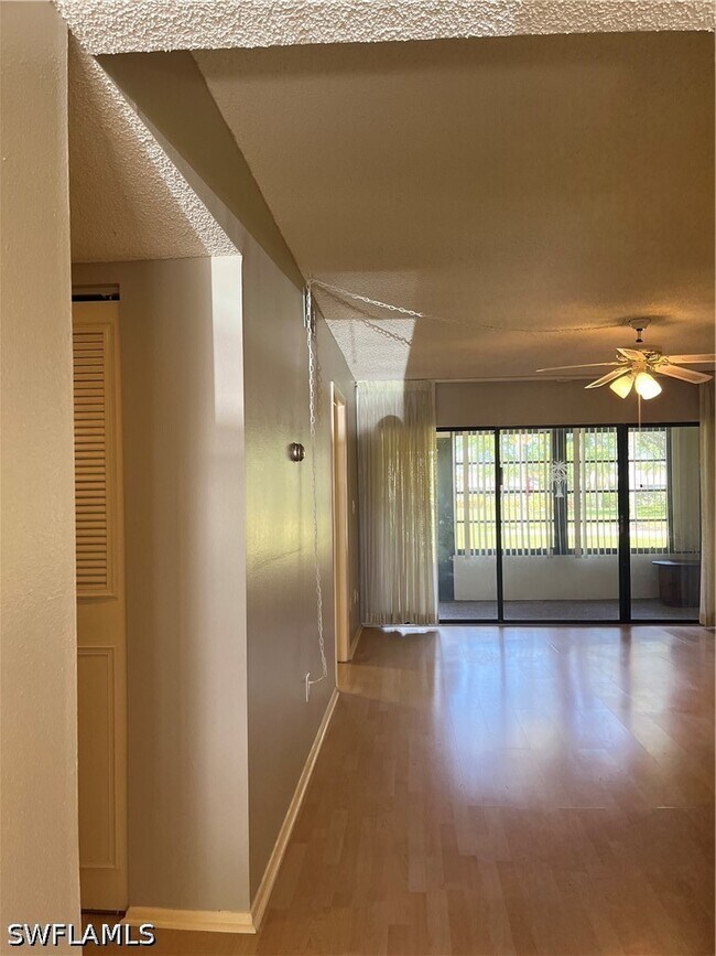 Foto del edificio - 1747 Pebble Beach Dr