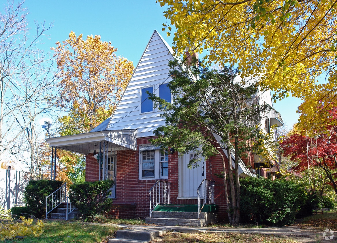 Primary Photo - 179 S Delsea Dr