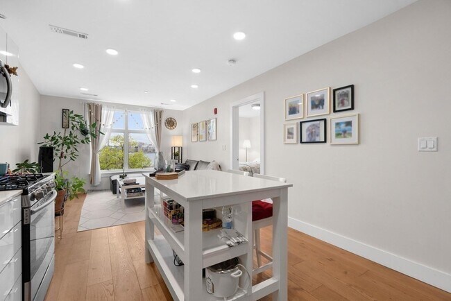 Foto del edificio - 250 Meridian St