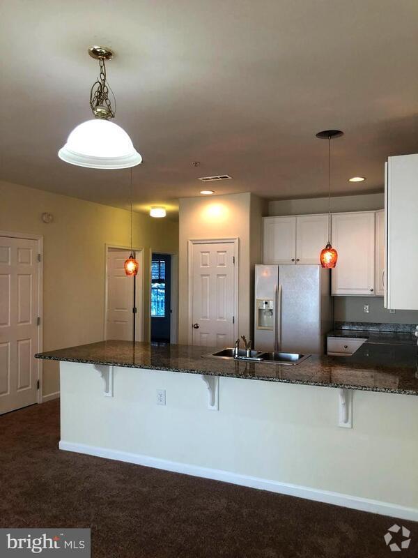 Building Photo - 17432 Slipper Shell Way