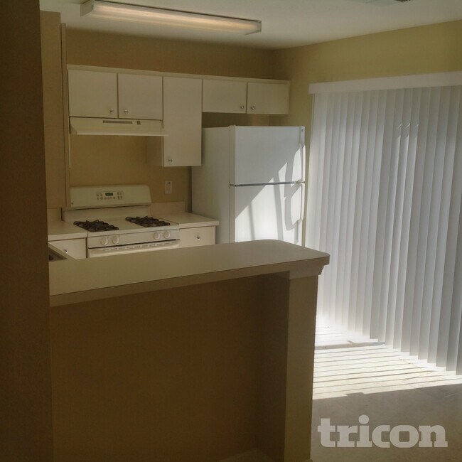 Building Photo - 7543 Oxford Garden Cir