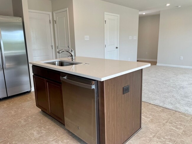 Foto del edificio - Gorgeous Locust Thicket Townhome