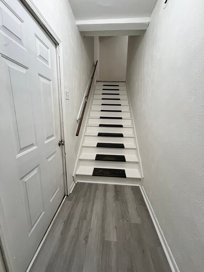 Foto del edificio - 718 Virginia Ave