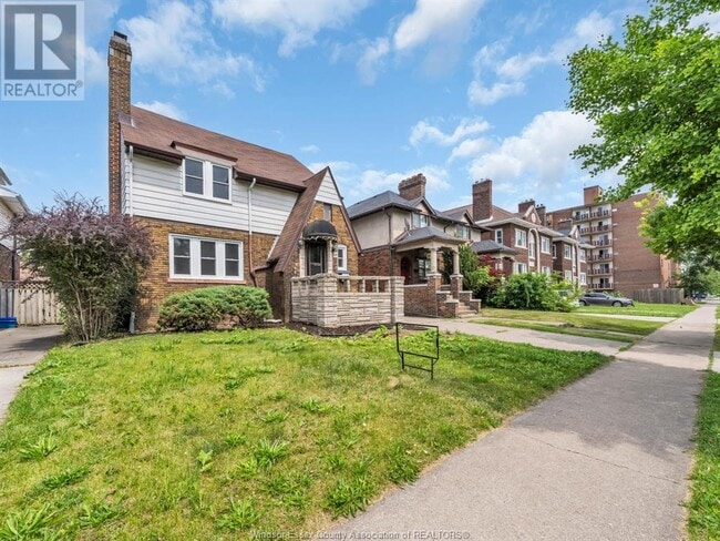 Building Photo - 528 Partington Ave