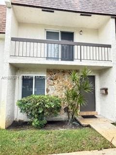 Building Photo - 5277 SW 40th Ave