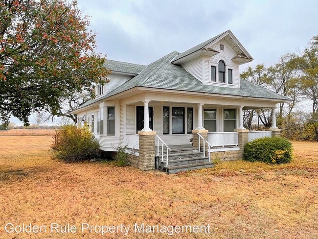 Building Photo - 3 br, 1 bath House - 301 S Snyder