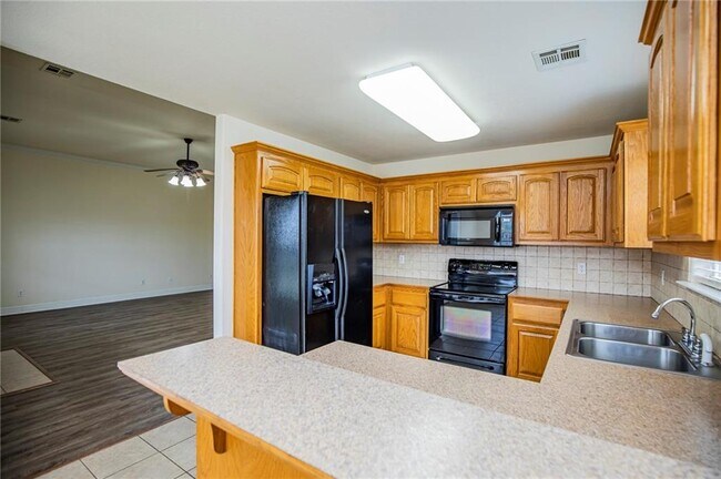 Foto del edificio - 520 Bonanza St