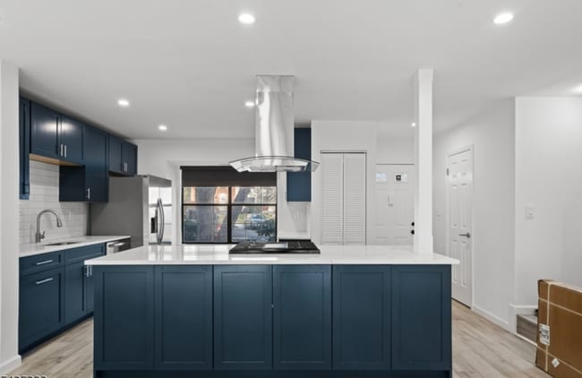 Foto del edificio - 243 Penns Way