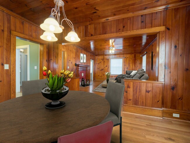 Building Photo - 223 N Main St