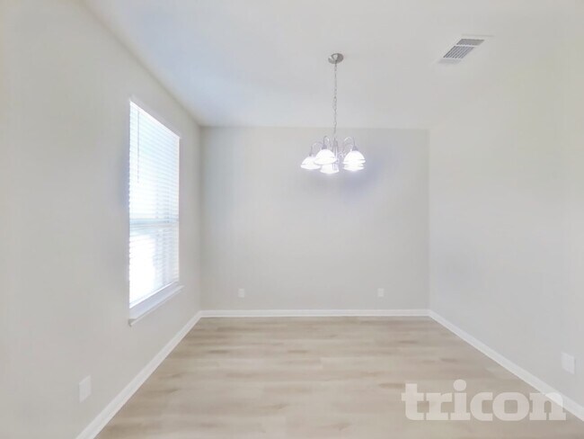 Foto del edificio - 13307 Badlands Bnd