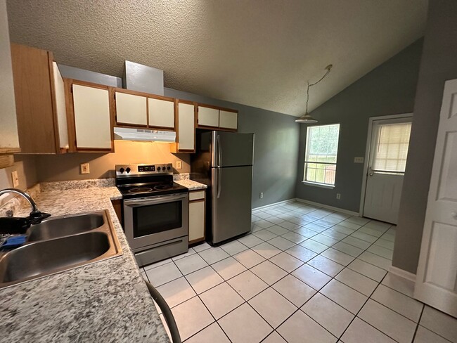 Foto del edificio - 3 BR in NE Tallahassee off Olson Rd.