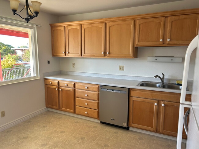 Building Photo - 7300 Boris Ct