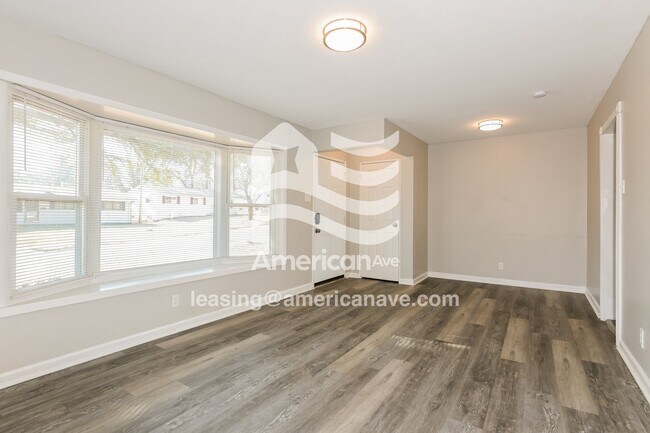 Foto del edificio - 1657 Mowbry Ln