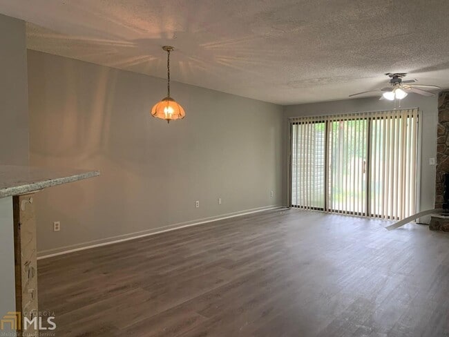 Building Photo - 3241 Tennington Pl