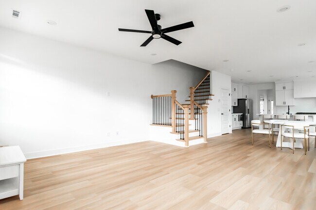 Foto del edificio - 1599 Brooks Ave