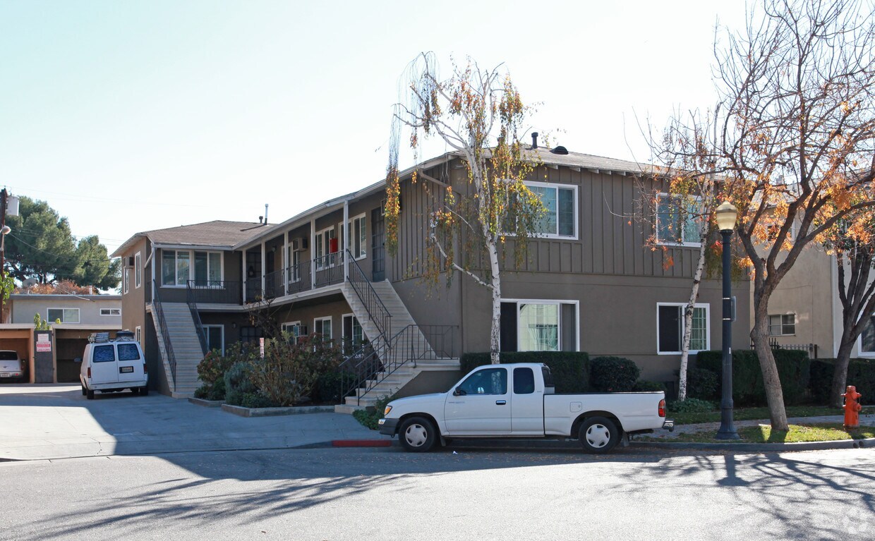 170 W Elmwood Ave, Burbank, CA 91502 Apartments in Burbank, CA