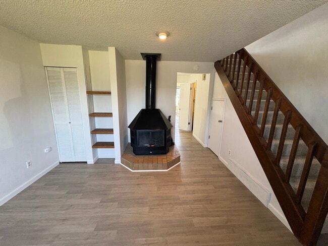 Foto del edificio - 5505 Mansfield Ct