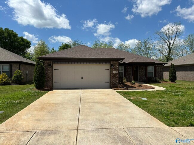 Building Photo - 112 Beaver Brook Pl