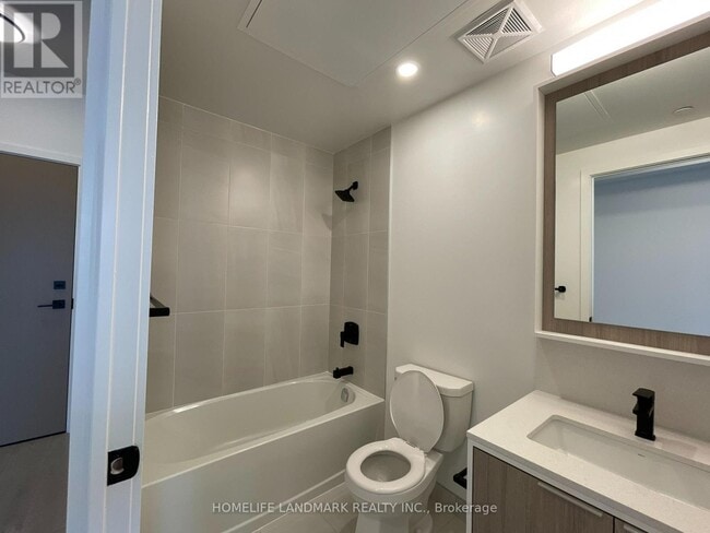 Building Photo - 36 Zorra St