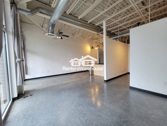 Building Photo - 5200 Peachtree Rd