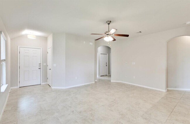 Foto del edificio - 145 Pine Island Ln