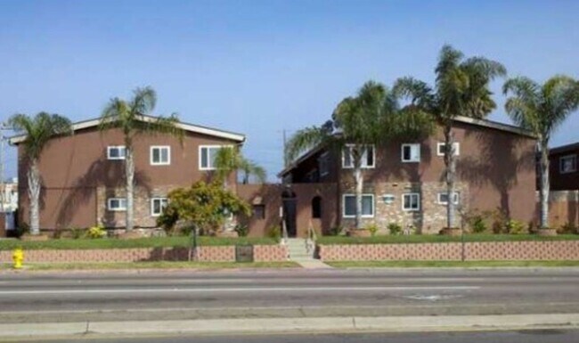 Foto del edificio - Bright 2 bed 1 bath in Pacific Beach