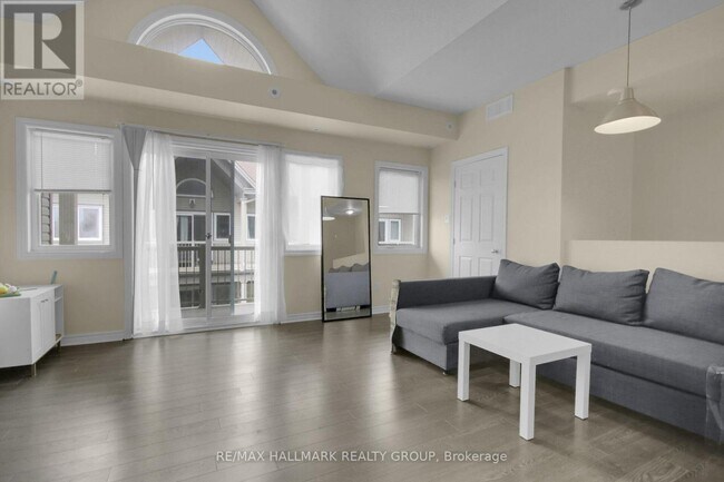 Photo du bâtiment - 1109 Stittsville Main St