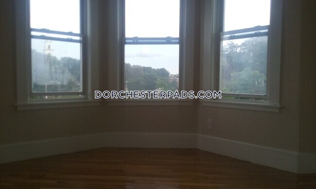 Foto del edificio - 344 Bowdoin St