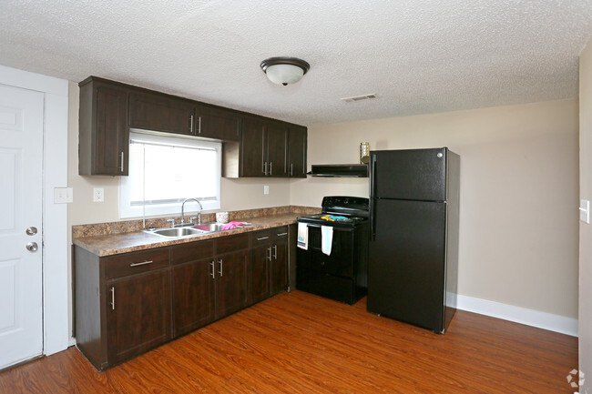 Kitchen - 311 Eastern Ave