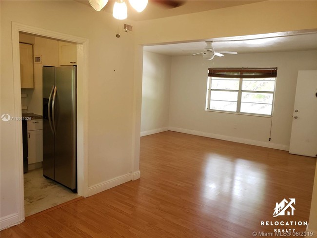 Building Photo - 5545 SW 80th St
