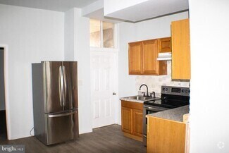 Building Photo - 112 W Coal St