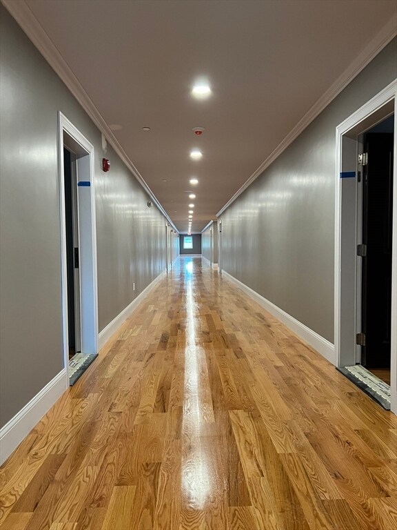 Building Photo - 12 Pond St