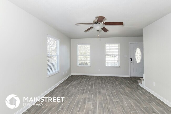 Foto del edificio - 231 Heritage Crossing Dr