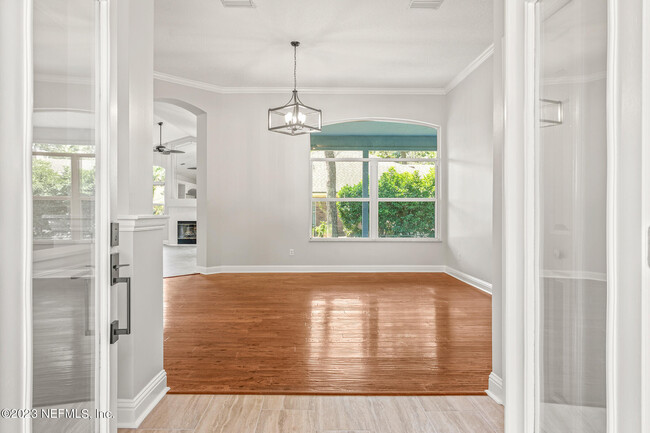 Building Photo - 2308 Covington Creek Dr