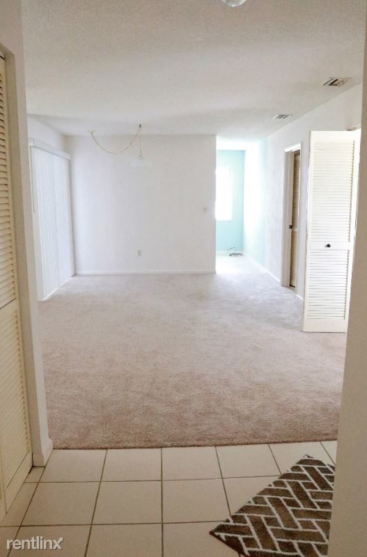 Building Photo - 2 br, 2 bath Condo - 18 Lake Forest Ct