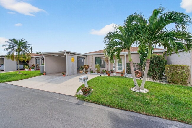 Building Photo - 14846 Wildflower Ln