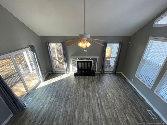 Building Photo - 5713 Waterwood Dr
