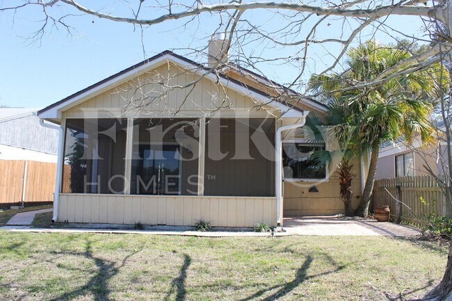 Foto del edificio - 973 Saddleback Ridge Rd