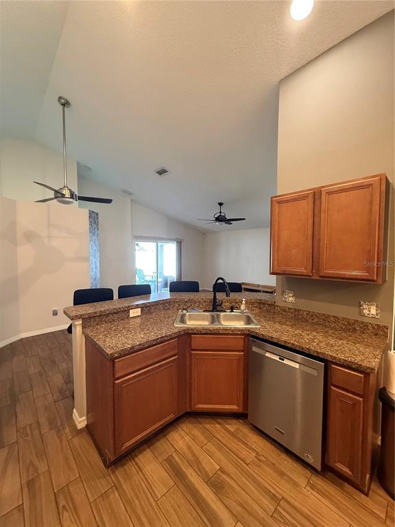 Foto del edificio - 2910 Boat Dock Rd