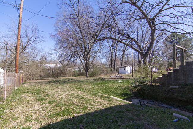 Building Photo - 113 Ashley Ave