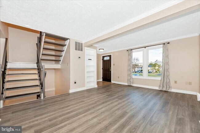 Foto del edificio - 7167 Glenmeadow Ct