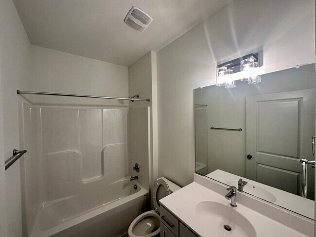 Foto del edificio - 7117 Leire Ln
